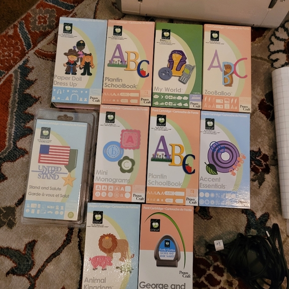 Cricut machine bundle - Picture 5 of 10